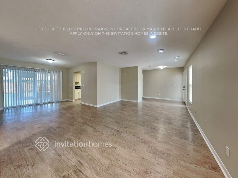 Building Photo - 2991 62nd Ave S