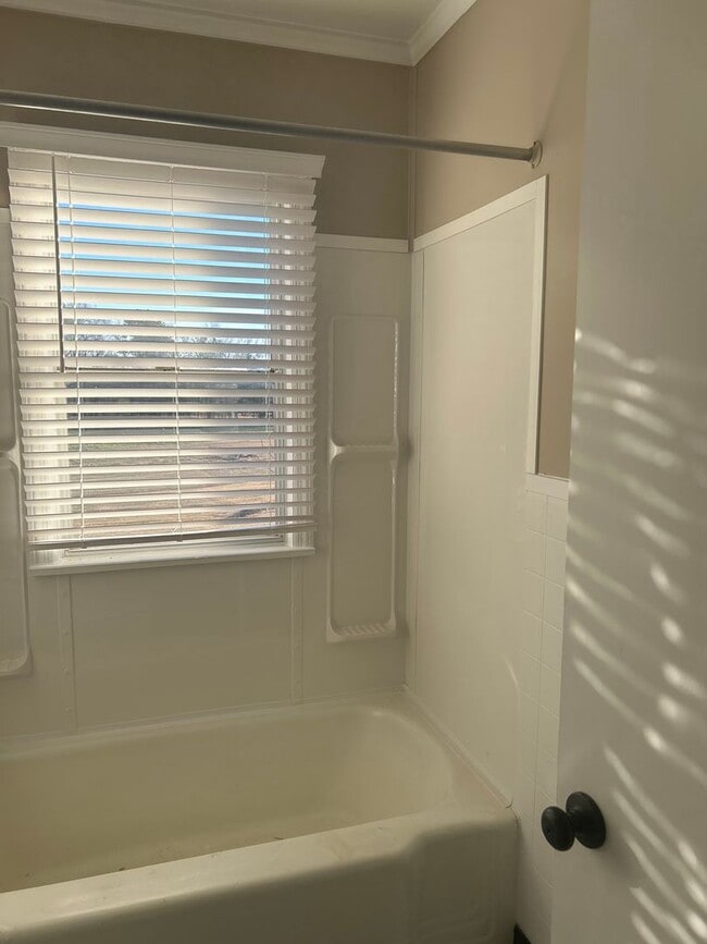 Building Photo - 3 bedroom/2 bath rental in Double Branches Community - $2000 per month - NO water fee; owner main...