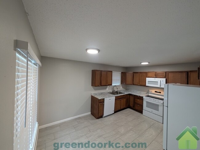 Building Photo - 9180 W 78th Terrace