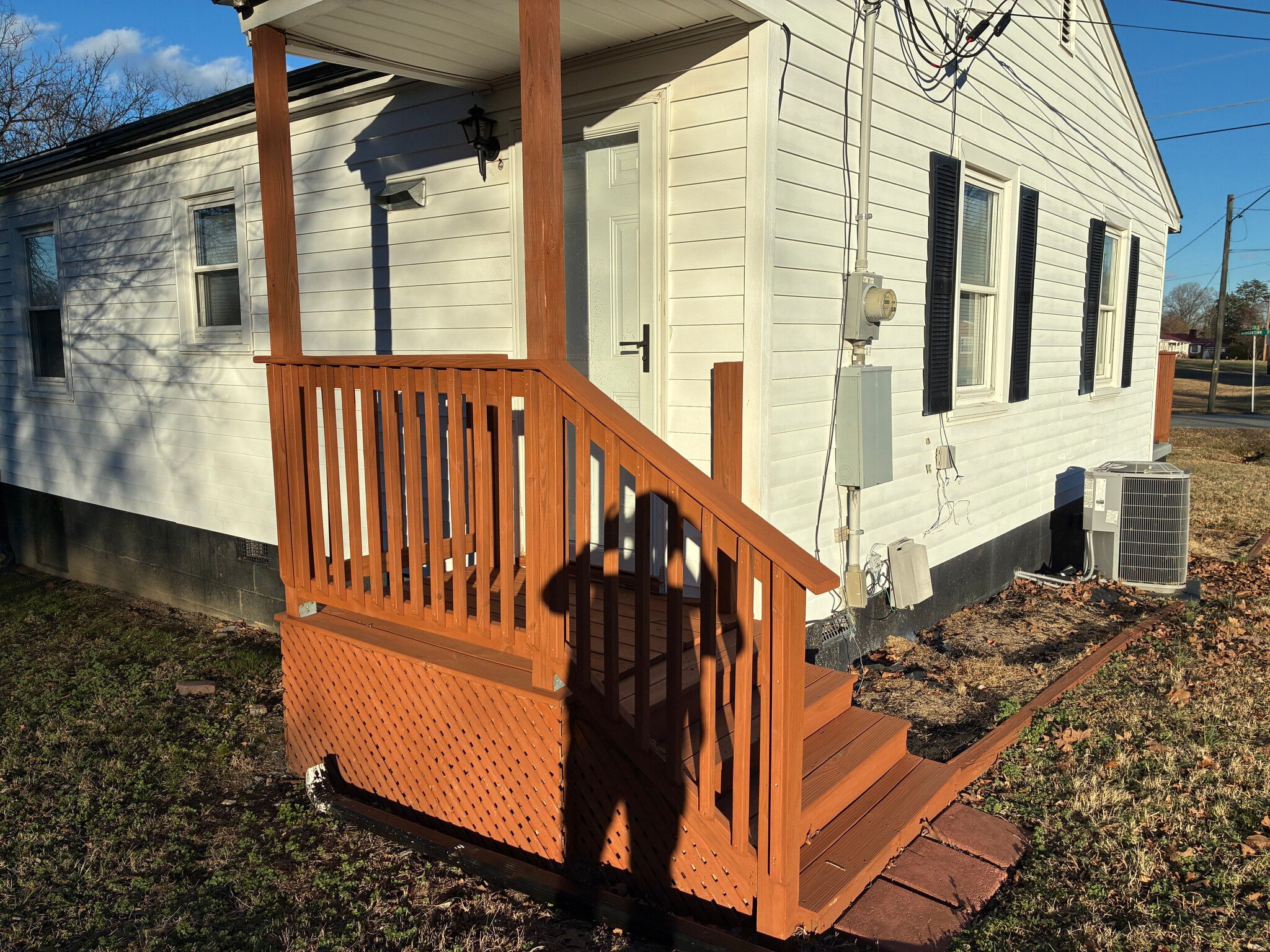 Building Photo - Room in House on Morgantown Rd