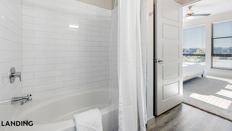 Building Photo - 18210 Park Row Blvd