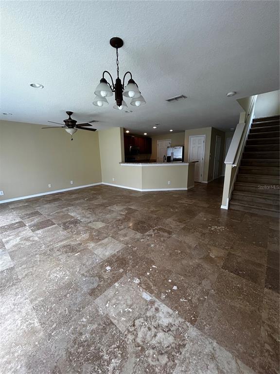 Building Photo - 6961 Hawthorne Trace Ln