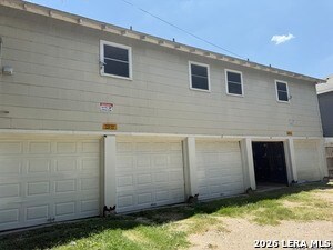 Building Photo - 205 E Courtland Pl