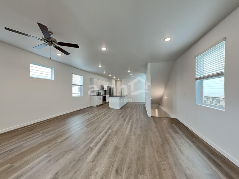 Building Photo - 23642 E 3rd Pl