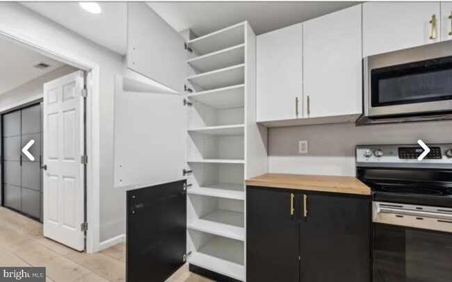 Building Photo - 7006 Friendship Rd