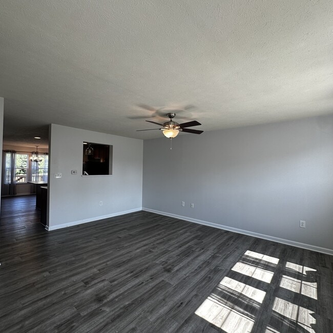 Building Photo - 172 Birds Eye View Dr