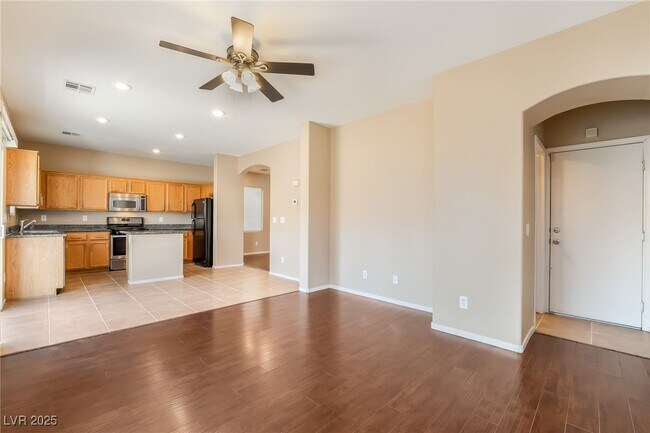 Building Photo - 896 Sheerwater Ave