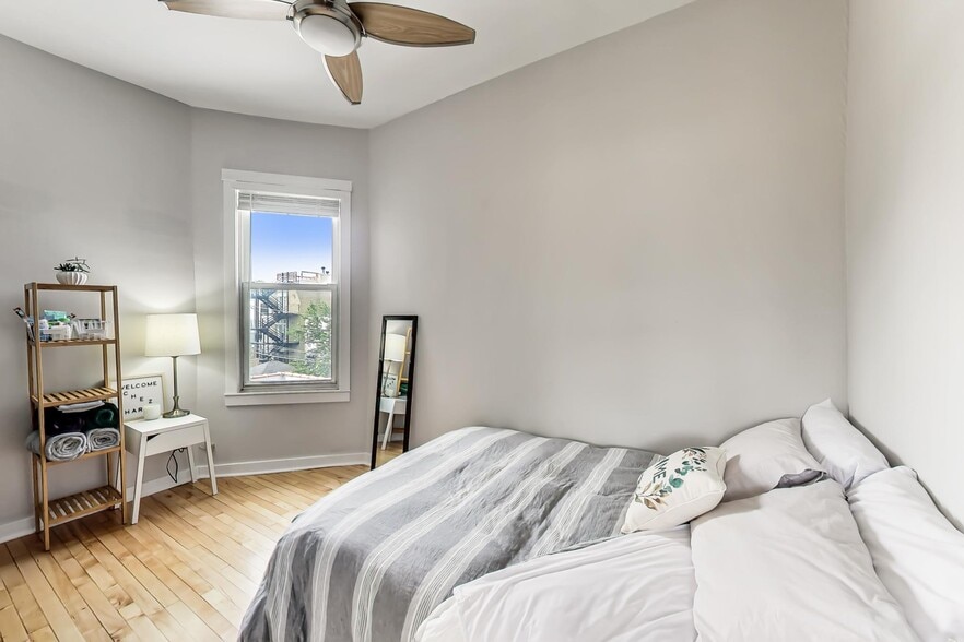 Building Photo - 2145 W Thomas St