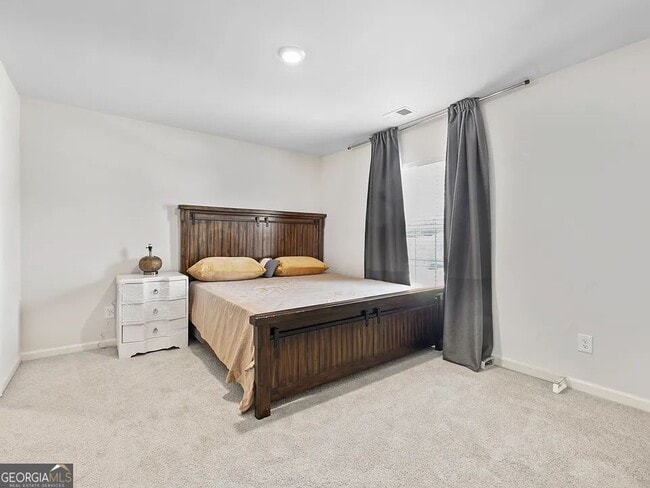 Building Photo - 2725 Piper Dr