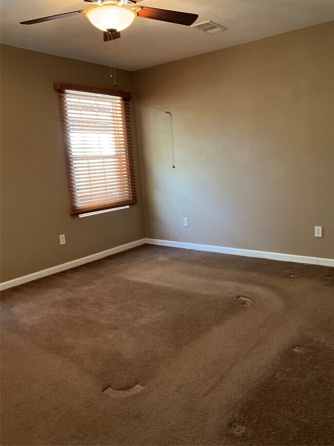 Building Photo - 42906 O'Neal Ln
