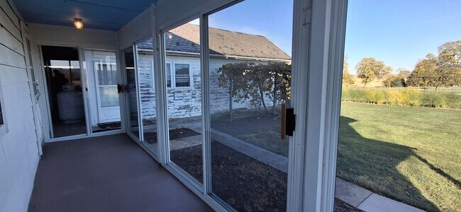 Building Photo - 2513 Donegal Springs Rd