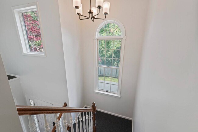 Building Photo - 1439 NY-9P