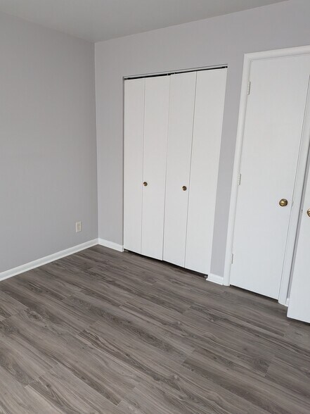 Bedroom 1 - 2863 Cedar Hill Rd