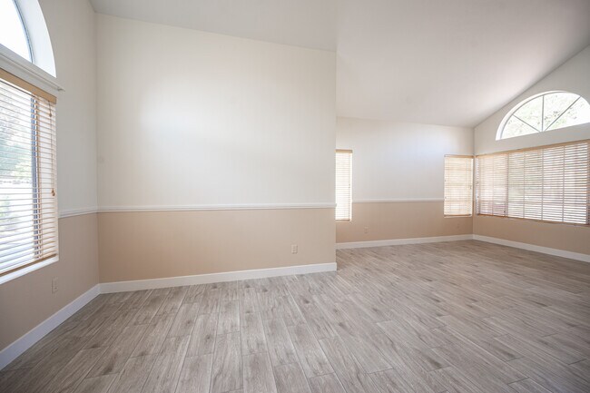 Building Photo - 1416 Grey Hunter Dr