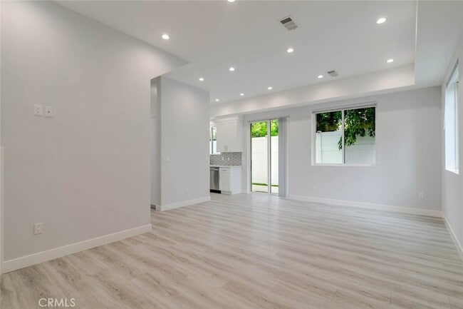 Building Photo - 9035 Rathburn Ave