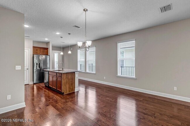 Building Photo - 132 Vista Lake Cir