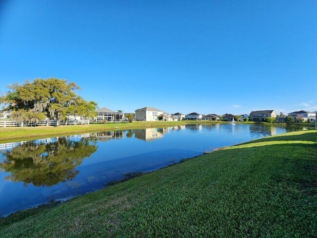 Building Photo - Beautiful Port Orange 4 Bedroom 2 Bathroom Pool Home