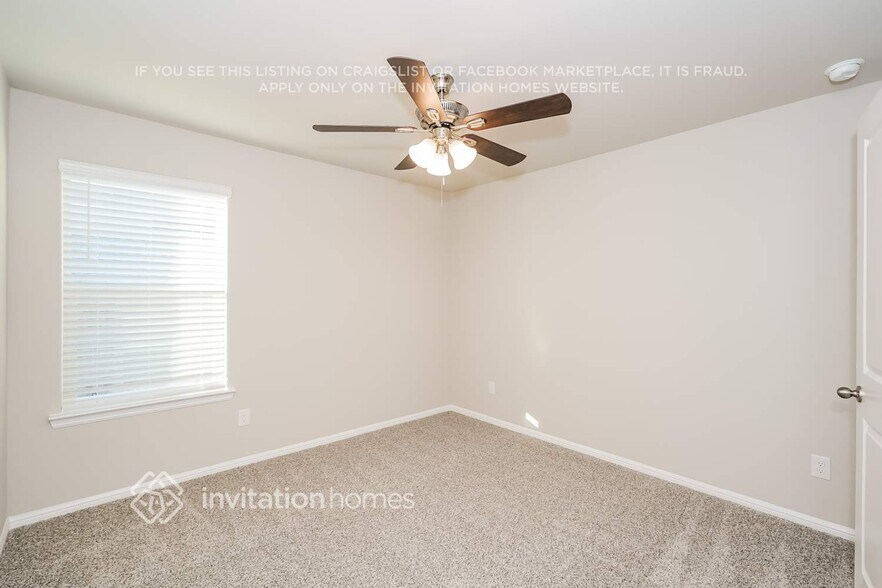 Building Photo - 432 Kaufman Dr