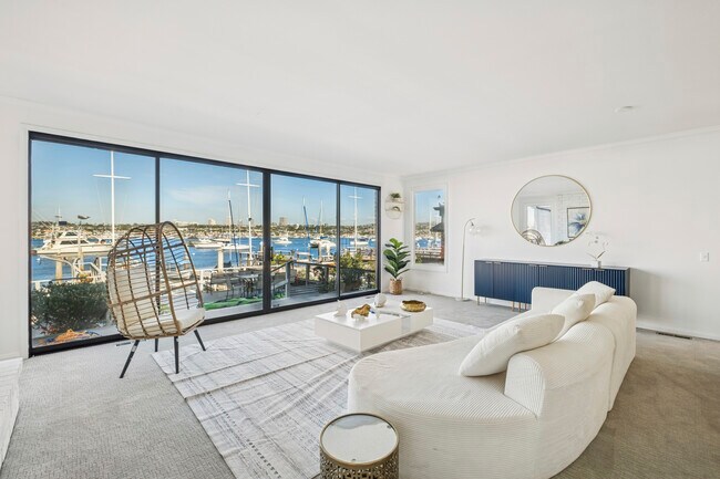 Building Photo - 1214 E Balboa Blvd