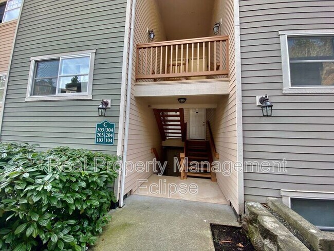 Building Photo - 8808 Redmond - Woodinville Rd NE