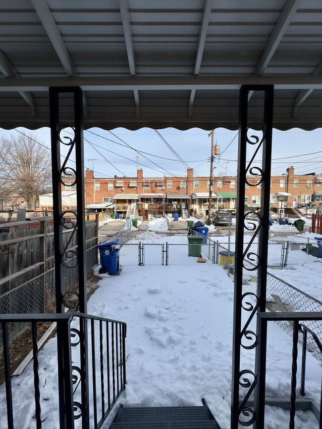 Building Photo - Charming 2 Bedroom/2 Bathroom Townhome in Joseph Lee Neighborhood, Baltimore, MD!