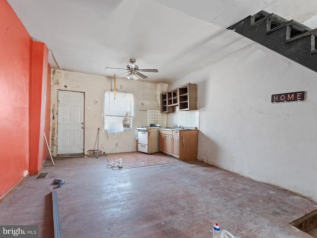 Building Photo - 1351 S 31st St