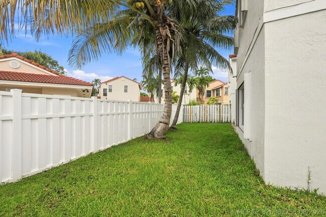 Building Photo - 1115 SW 180th Terrace