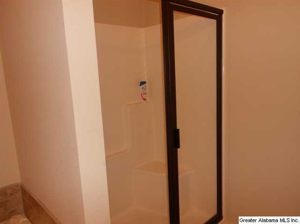 Master Bathroom - 612 Riverhaven Pl