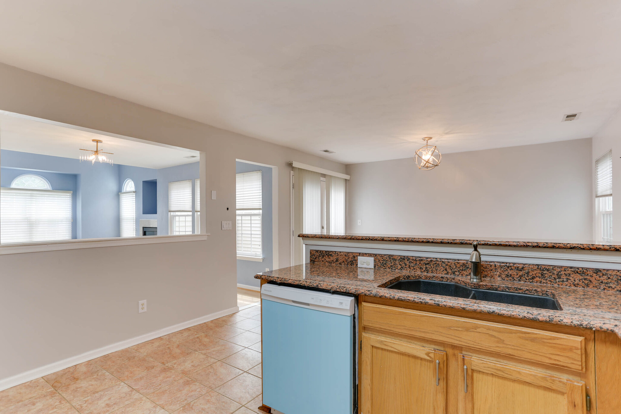Building Photo - 1553 Wynd Crest Way
