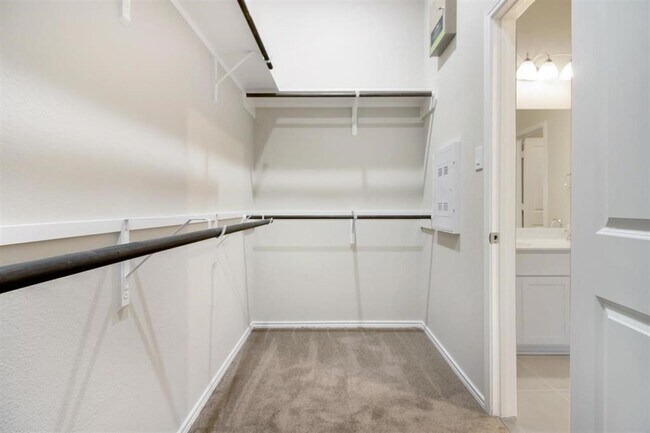 Building Photo - 10518 Cecilia Star Ln