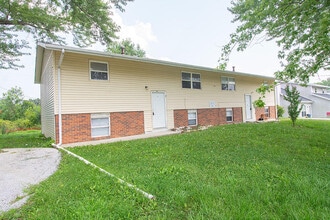 Building Photo - 7304 N Moberly Dr