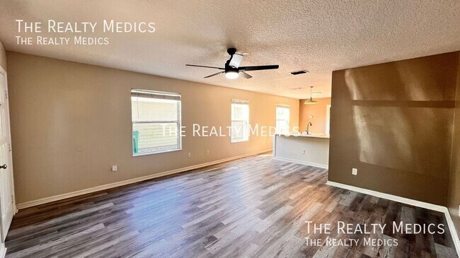 Building Photo - 436 Jennifer Ln