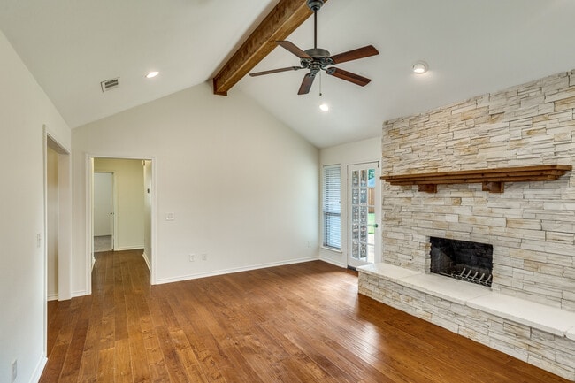 Building Photo - 1708 Cathedral Dr