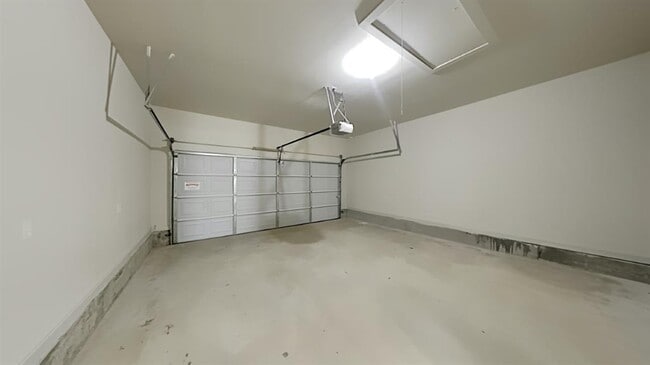 Building Photo - 1078 Mulbury Mansion