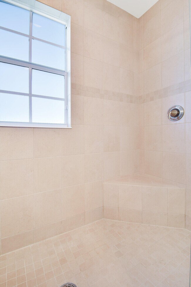 Building Photo - 106 Ocean Breeze Dr