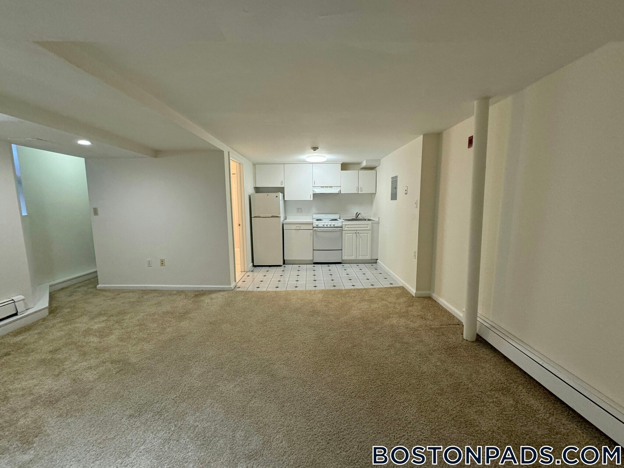 Building Photo - 1223 Beacon St