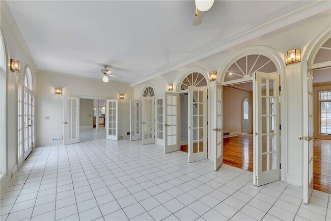 Building Photo - 1000 Grayson Pkwy