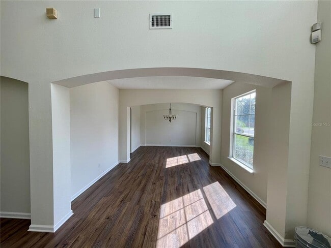 Building Photo - 1311 Brandon Dr