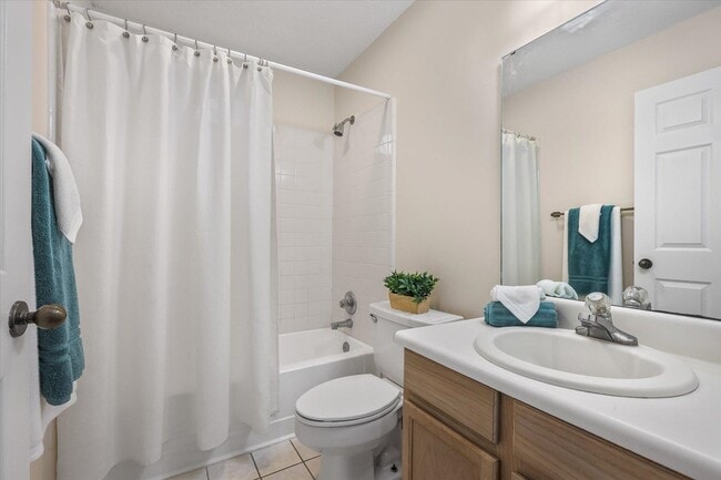 Building Photo - 3588 Wexford Ct