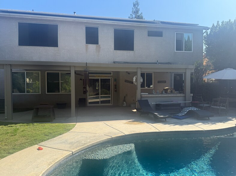 backyard - 958 Ryan Ave