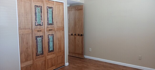Building Photo - Beautifully Crafted 3 Bed 2 Bath Home in T...