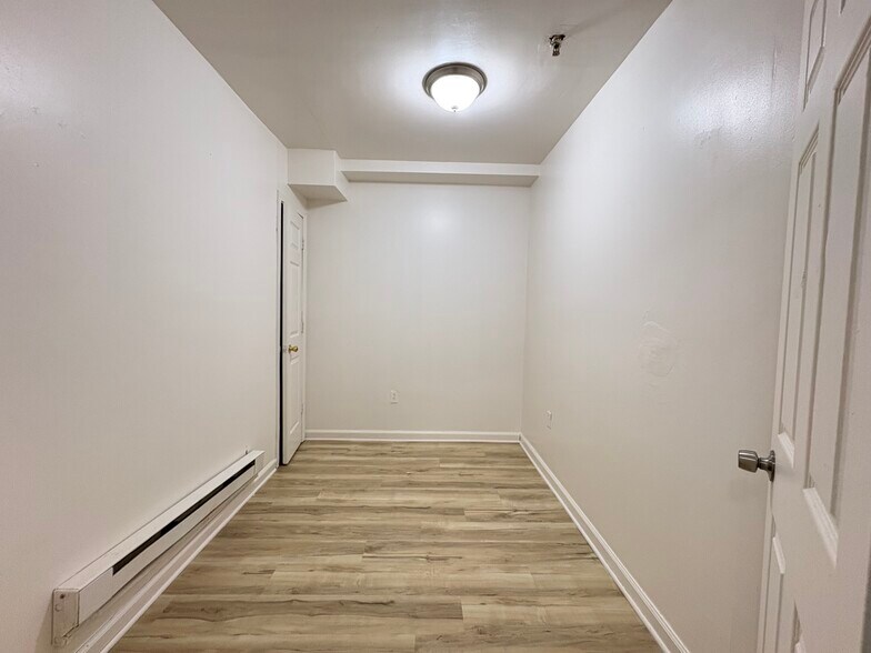 14 Bergen Ave G - 7 Bergen Ave