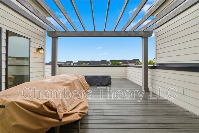 Building Photo - 42392 Soave Dr