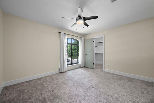 Building Photo - 9707 Nightjar Dr