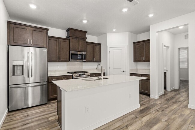 Building Photo - BRAND NEW Stunning 4-Bed, 3-Bath Townhome That Feels Like a Detached House