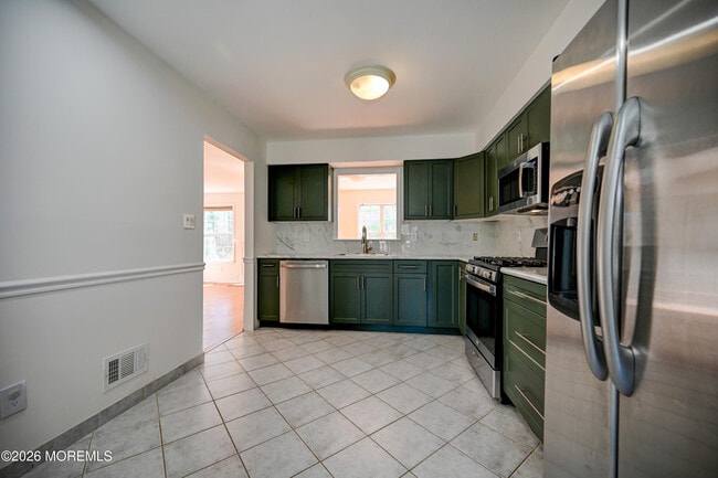 Building Photo - 214 Paddington Ct