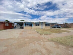 Building Photo - Northeast El Paso 4bed/2bath