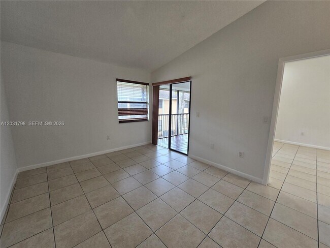 Building Photo - 2231 SW 80th Terrace