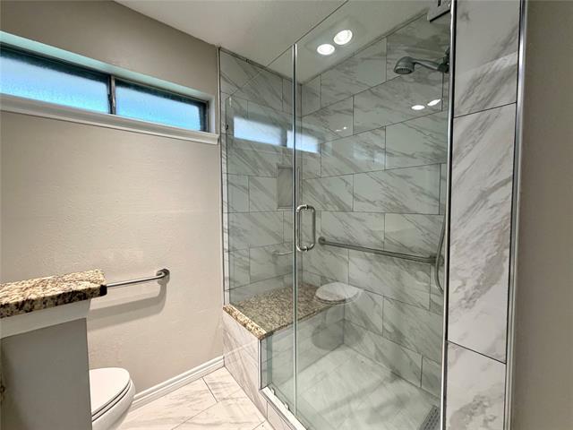 Building Photo - 1506 Whiteoak Dr