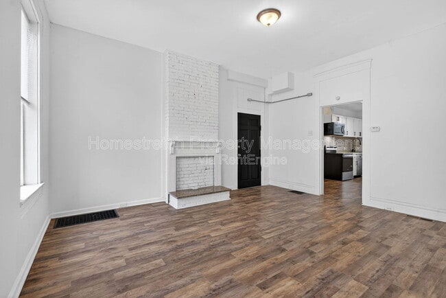 Building Photo - 3833 Oregon Ave